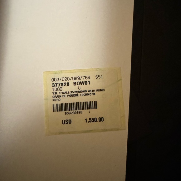 SAINT LAURENT
Cassandre matelassé textured-leather shoulder - Picture 14 of 14